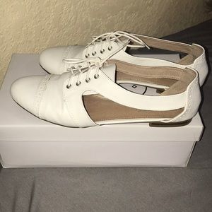 Cori white Steve Madden loafers